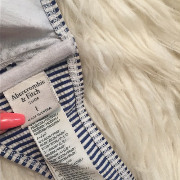 A&F bikini. - Picture 4 of 5